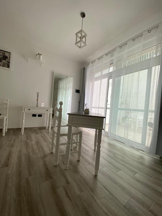 La Casa Di Nina Panzió Lecce Kültér fotó