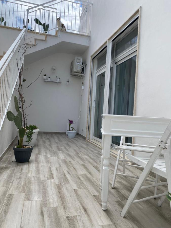 La Casa Di Nina Panzió Lecce Kültér fotó
